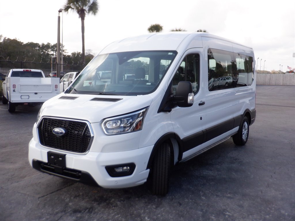Used 2023 Ford Transit 350 XLT image 18