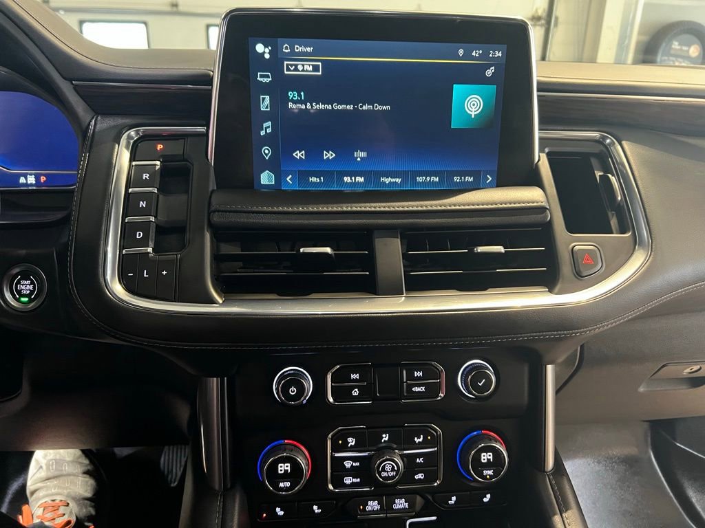 Used 2022 Chevrolet Tahoe LT w/ Luxury Package AWD/4WD image 24