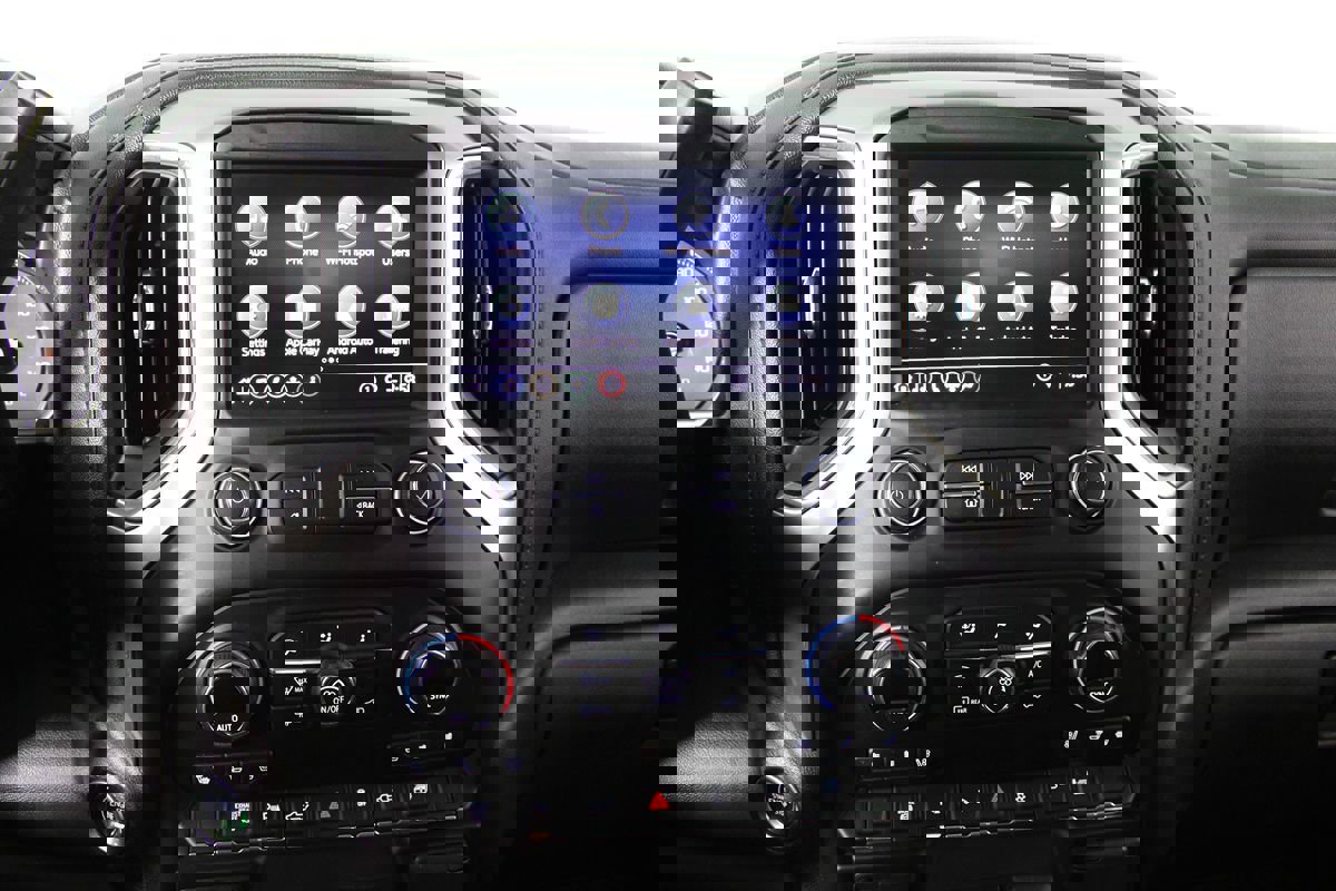 Used 2020 Chevrolet Silverado 2500 LTZ w/ LTZ Plus Package image 28