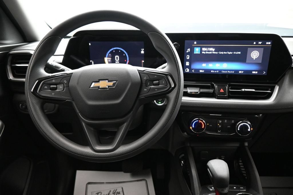 Used 2026 Chevrolet TrailBlazer LT AWD/4WD image 13