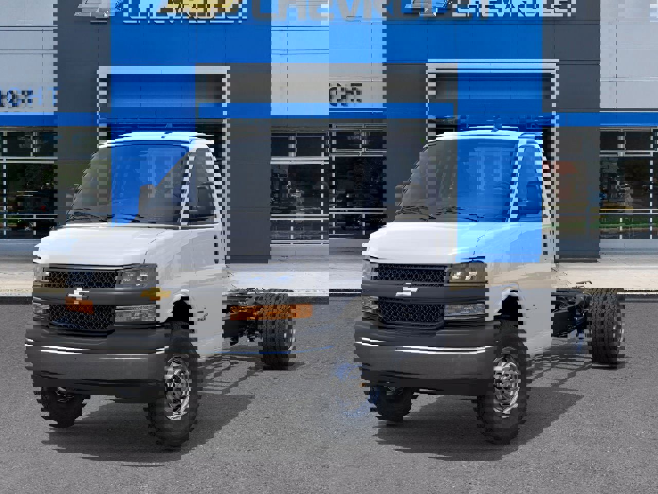 New 2025 Chevrolet Express 3500 w/ Power Convenience Package image 32