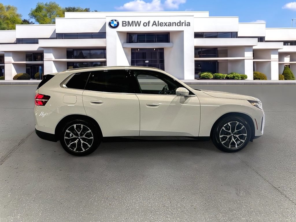 Used 2026 BMW X3 xDrive30i w/ Premium Package AWD/4WD image 4