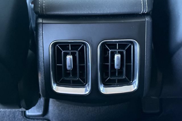 Certified 2025 Kia Sorento EX AWD/4WD image 17