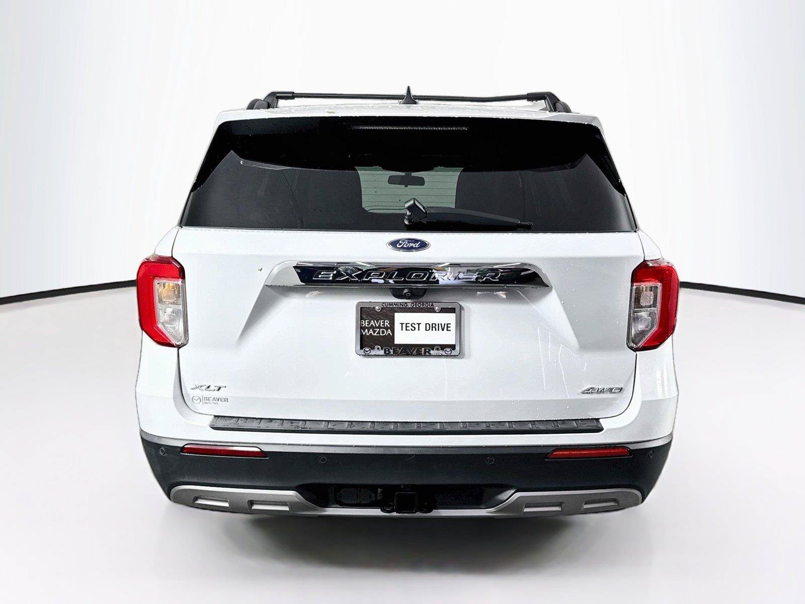 Used 2021 Ford Explorer XLT w/ Equipment Group 202A AWD/4WD image 12