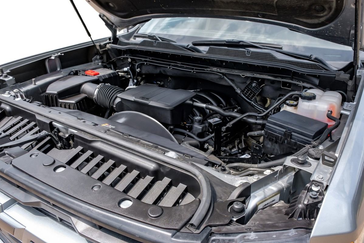 Used 2025 Chevrolet Silverado 2500 LT w/ Convenience Package image 55