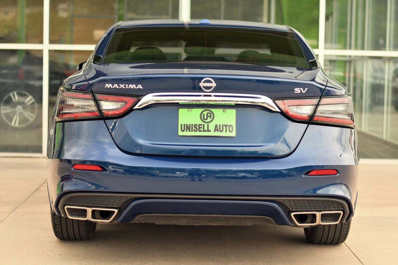 Used 2023 Nissan Maxima SV w/ Floor Mat Group image 9