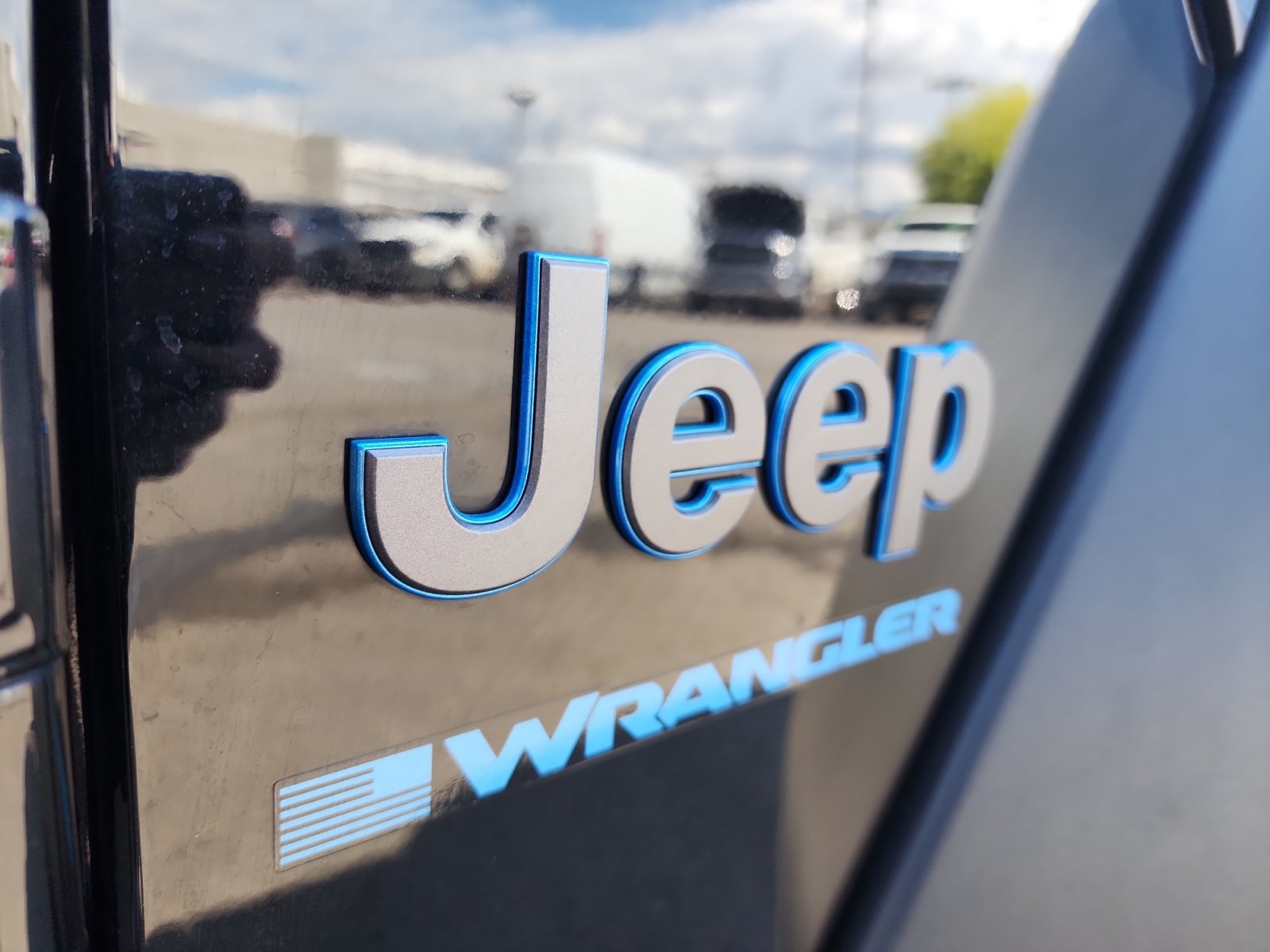Used 2023 Jeep Wrangler Unlimited w/ 8.4" Radio Group AWD/4WD image 16