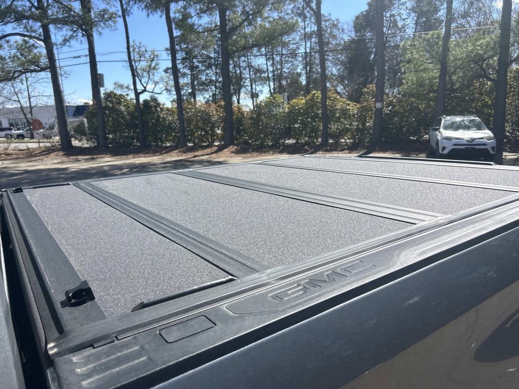 Used 2025 GMC Sierra 1500 SLT w/ SLT Premium Plus Package image 18