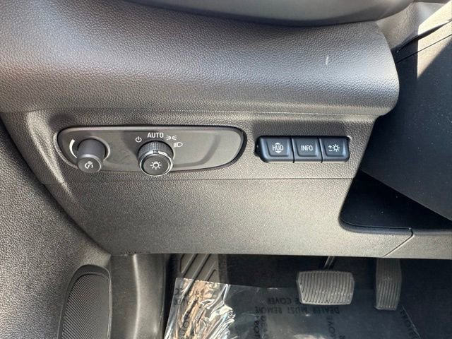 Used 2021 Buick Envision Essence w/ Technology Package I AWD/4WD image 29