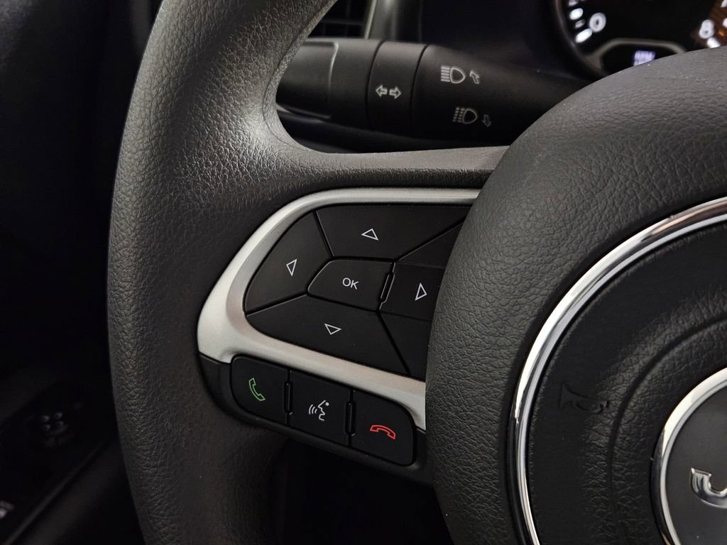 Used 2023 Jeep Renegade Latitude image 21