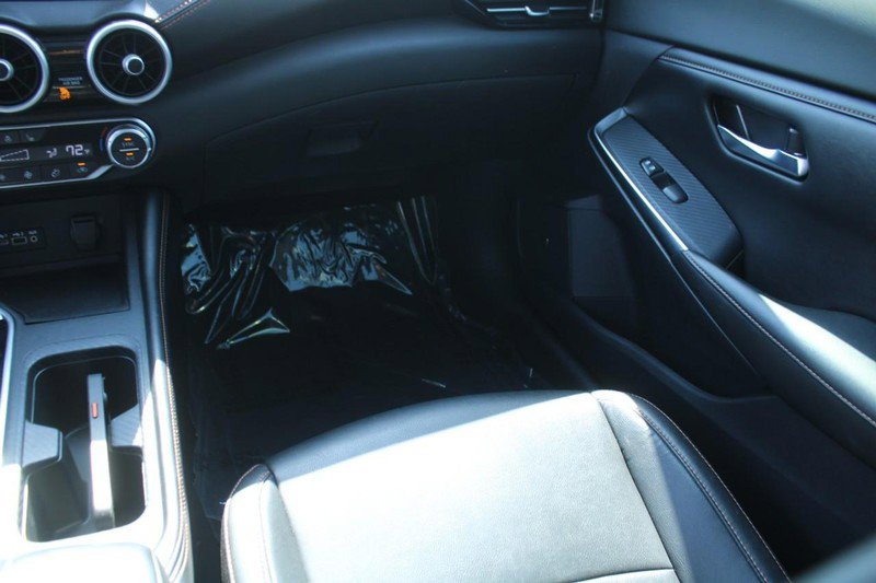 Used 2021 Nissan Sentra SR w/ SR Premium Package FWD image 17