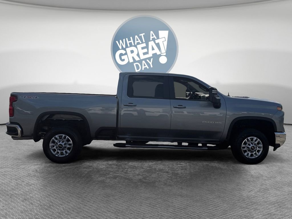 Certified 2025 Chevrolet Silverado 2500 LT w/ Convenience Package AWD/4WD image 2