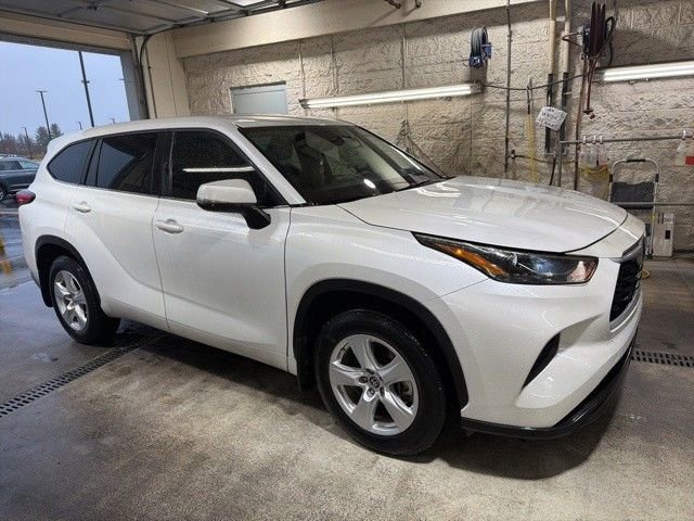 Used 2023 Toyota Highlander L