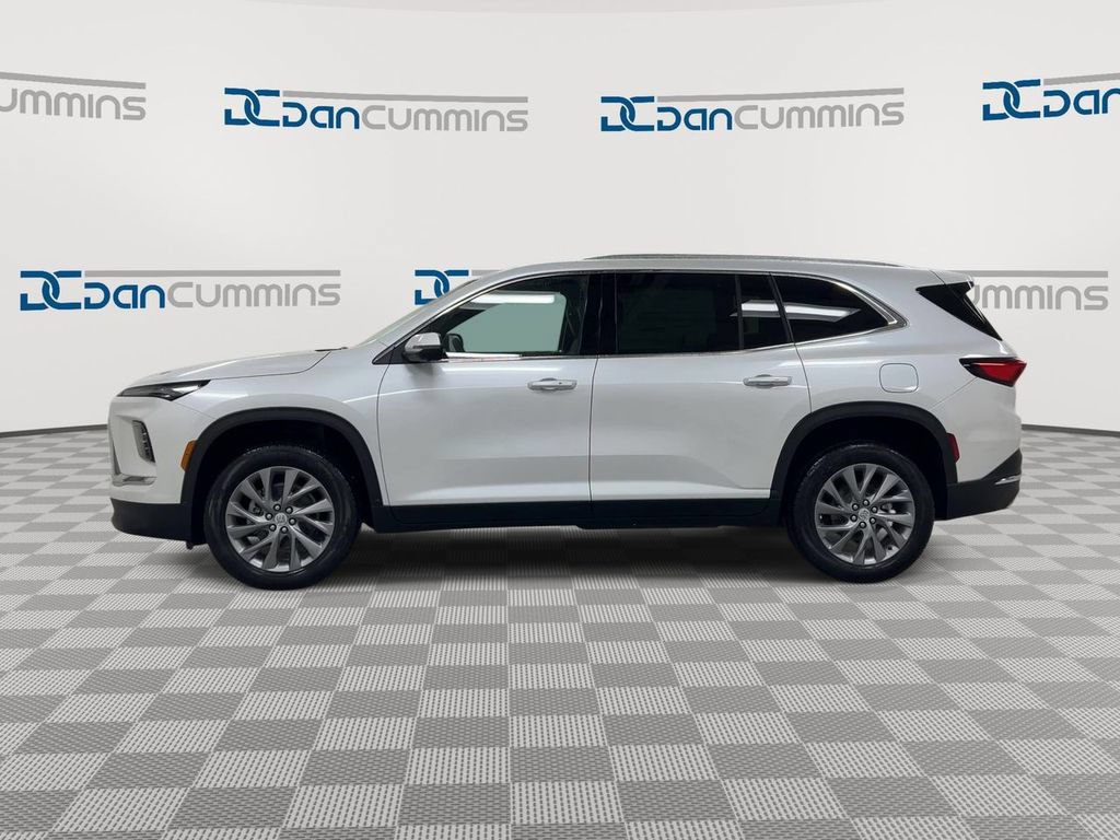 Used 2025 Buick Enclave Preferred w/ Power Package AWD/4WD image 5