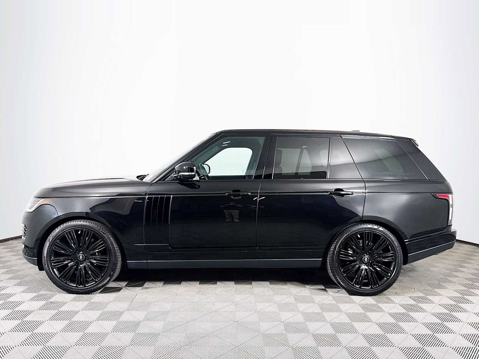 Used 2021 Land Rover Range Rover P525 Westminster Edition AWD/4WD image 8