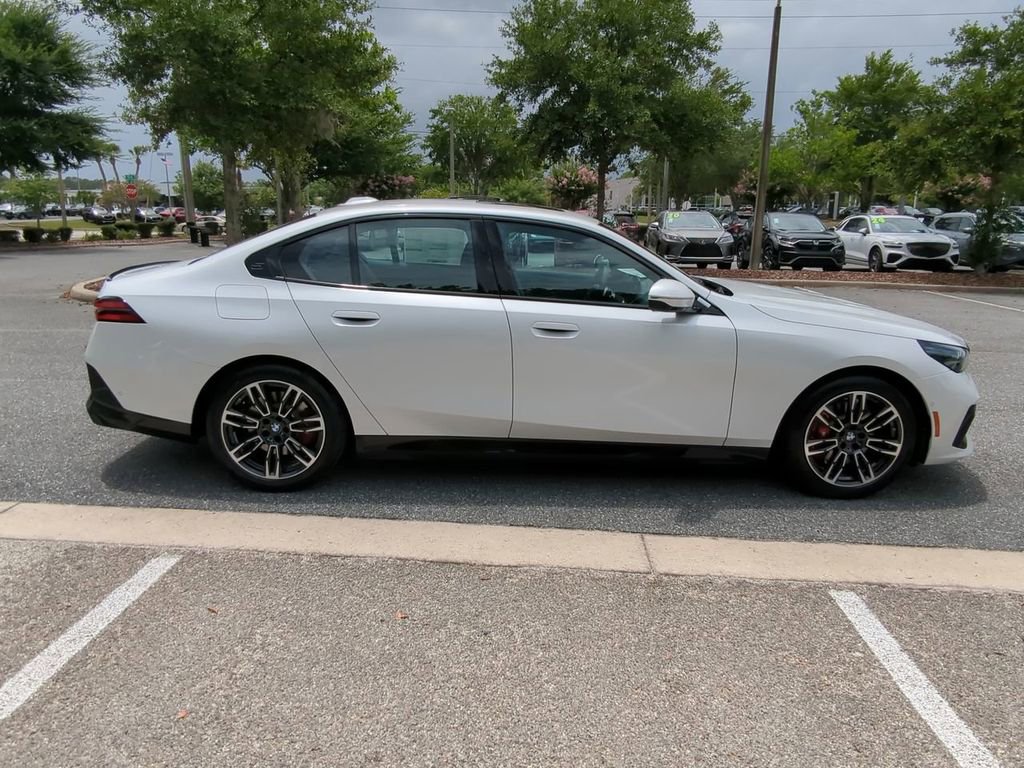New 2026 BMW 530i w/ M Sport Package image 4