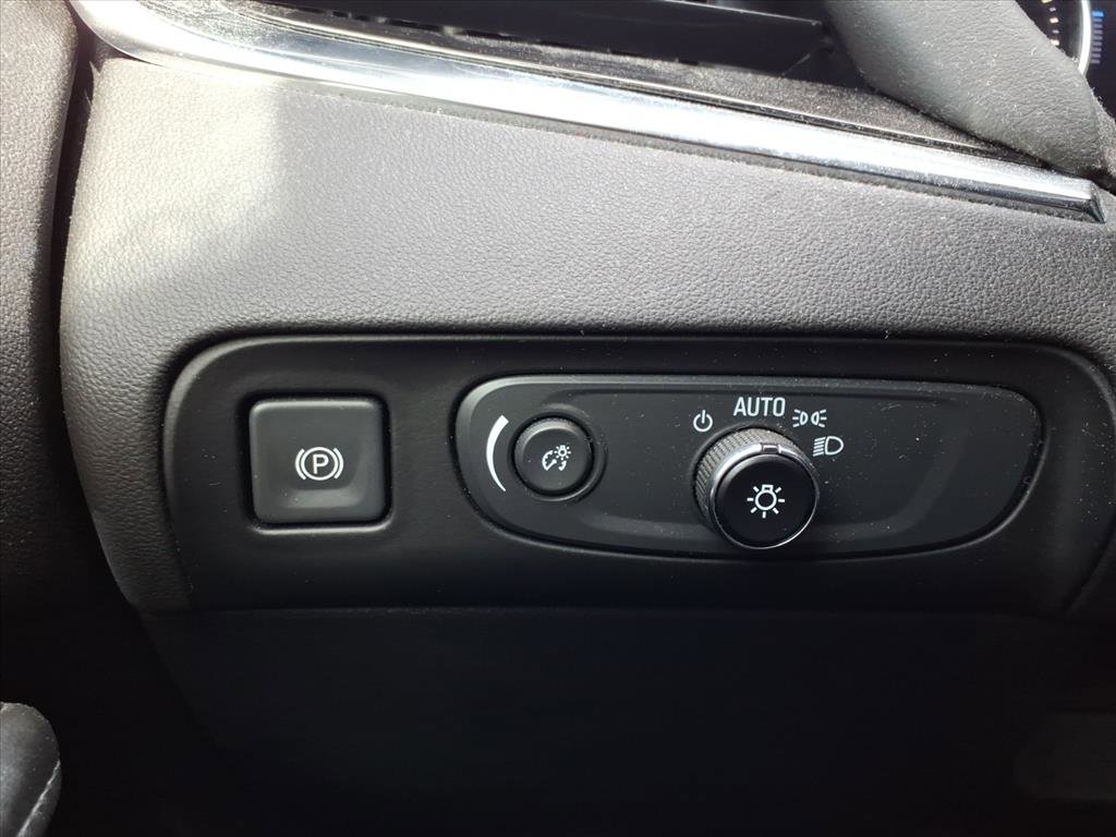 Used 2021 Buick Enclave Avenir w/ Avenir Technology Package image 24