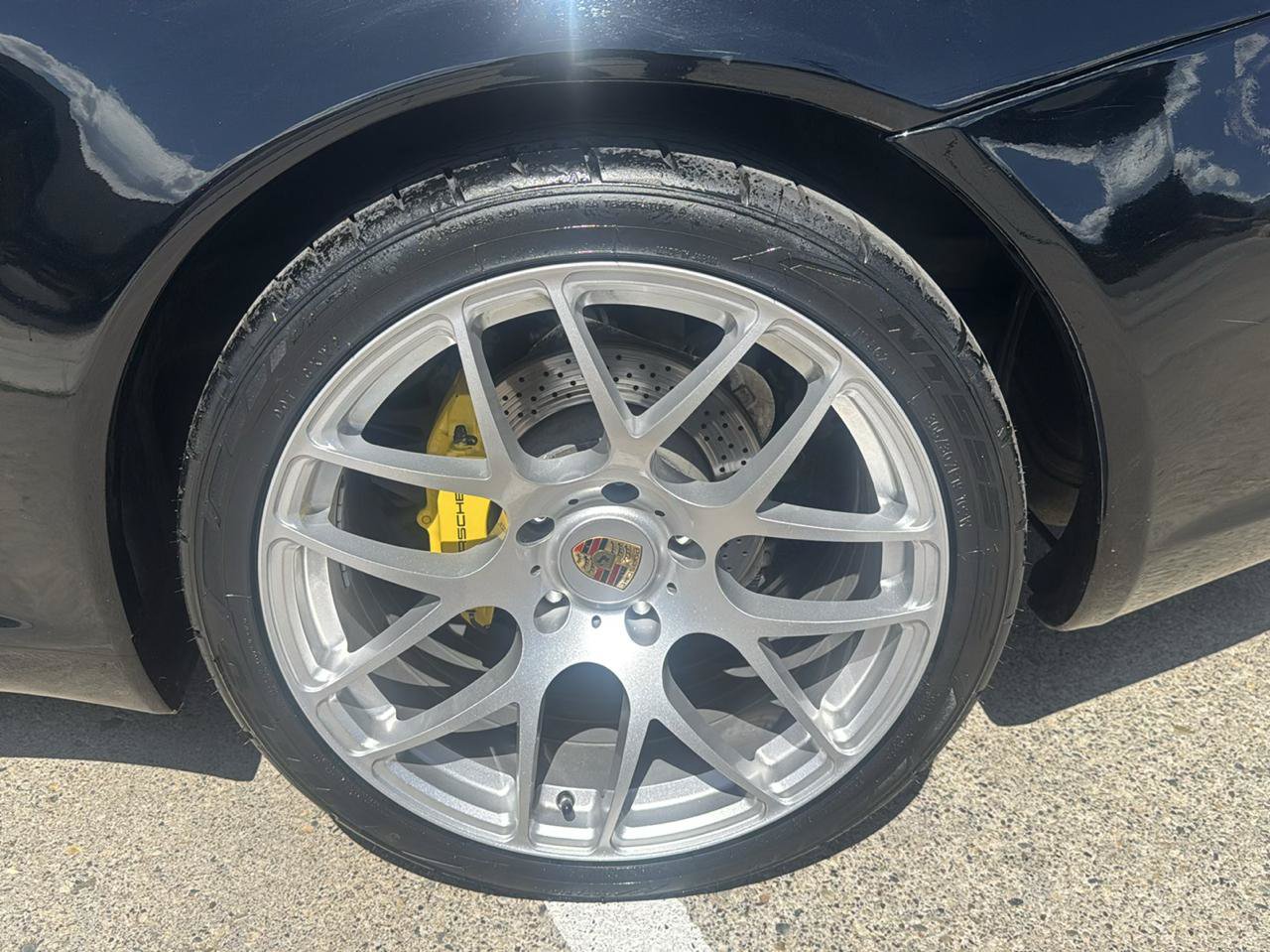 Used 2005 Porsche 911 Carrera RWD image 9