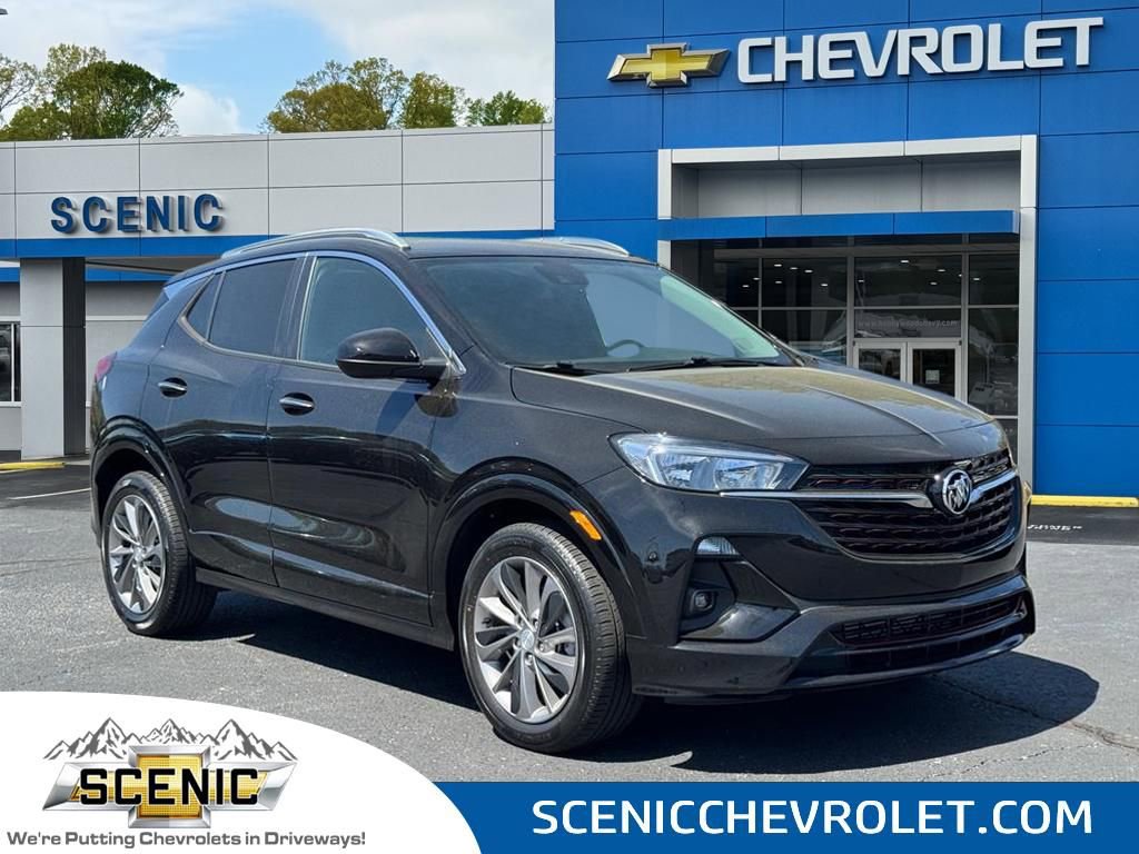 Used 2022 Buick Encore GX Select w/ Sport Touring Package FWD image 1