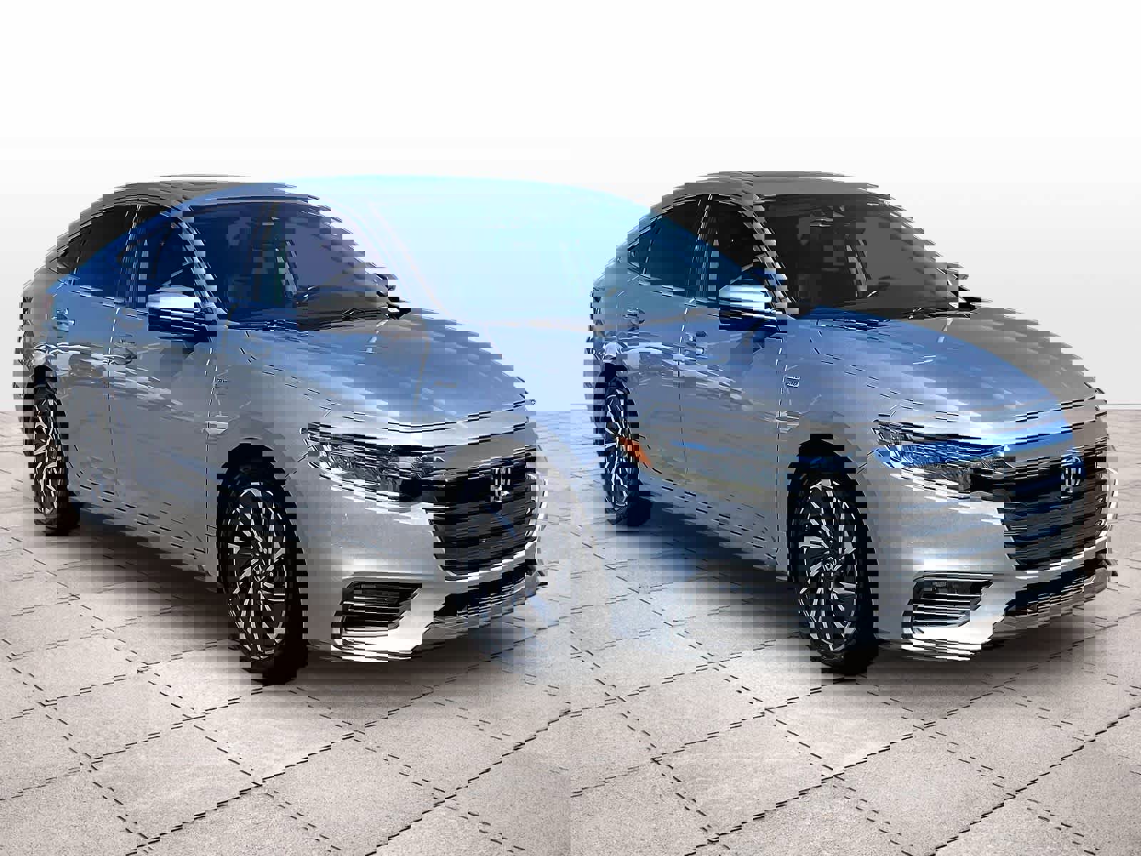 Used 2020 Honda Insight Touring image 2