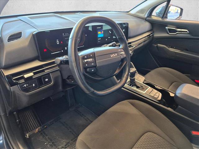 Used 2026 Kia Sportage LX FWD image 12