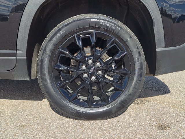 Used 2024 Chevrolet Traverse LS w/ Midnight/Sport Edition AWD/4WD image 9