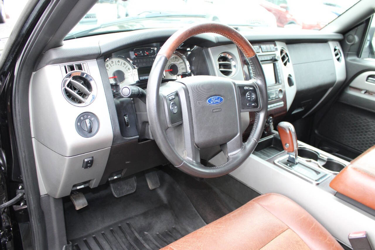 Used 2013 Ford Expedition EL King Ranch image 13