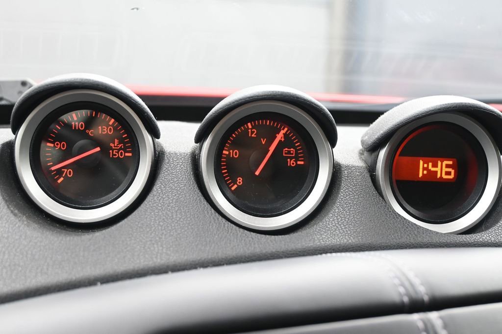 Used 2019 Nissan 370Z Coupe RWD image 14