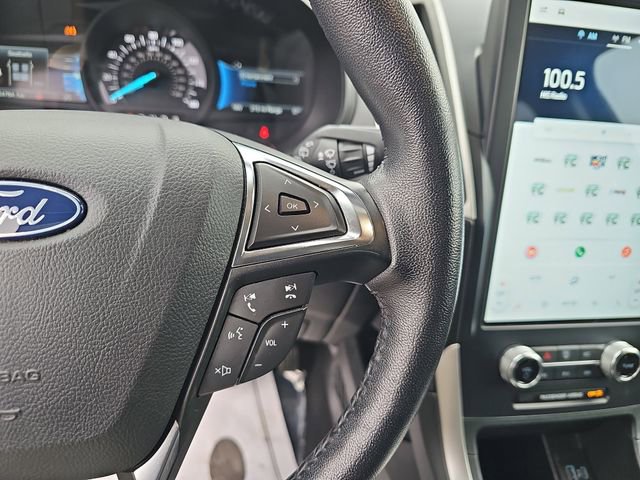 Used 2024 Ford Edge SEL image 18