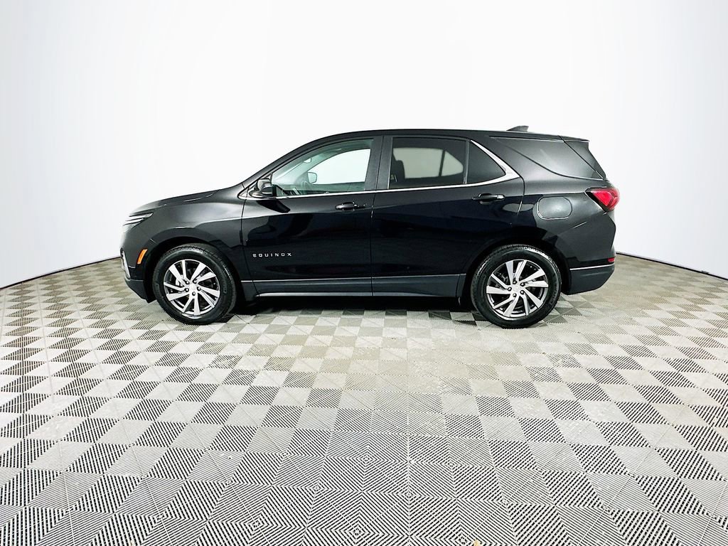 Used 2024 Chevrolet Equinox LT w/ LPO, Floor Liner Package FWD image 6