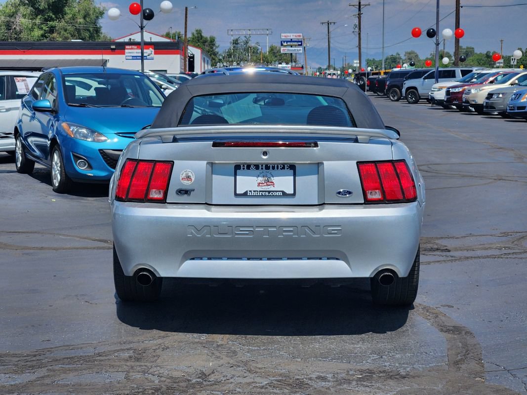 Used 2004 Ford Mustang GT RWD image 8