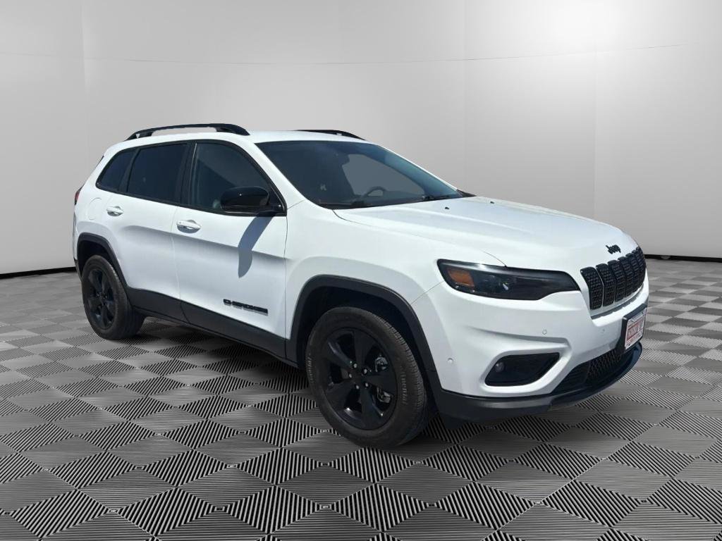 Used 2023 Jeep Cherokee Altitude Lux AWD/4WD image 2