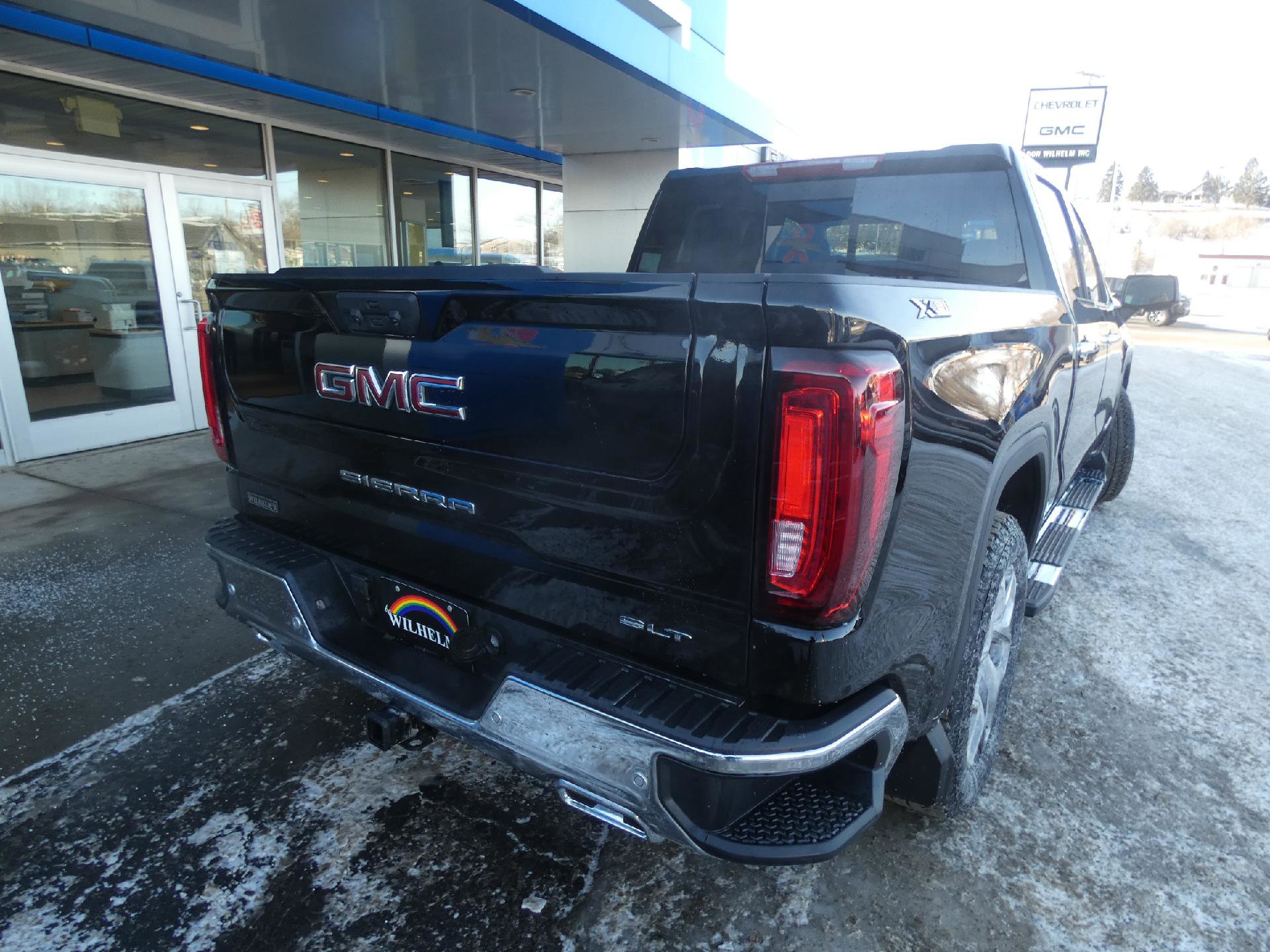 New 2026 GMC Sierra 1500 SLT w/ SLT Premium Plus Package image 3