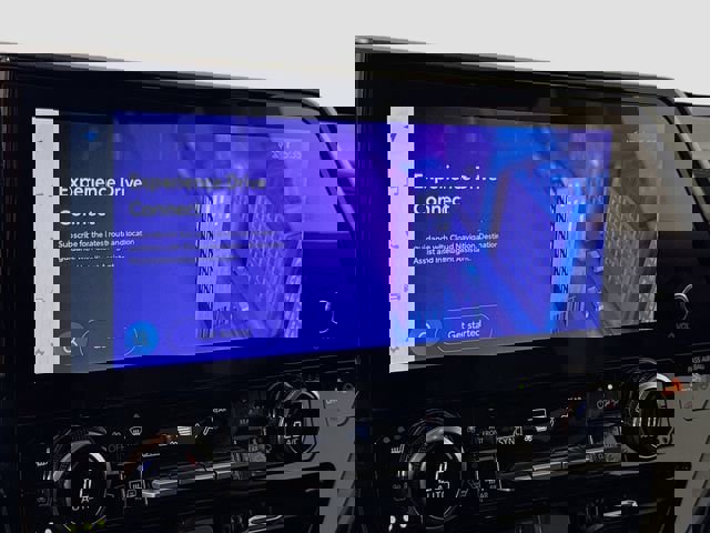 Used 2024 Toyota Highlander Limited image 14