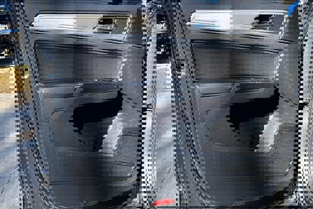 Used 2018 Volkswagen Atlas S image 26