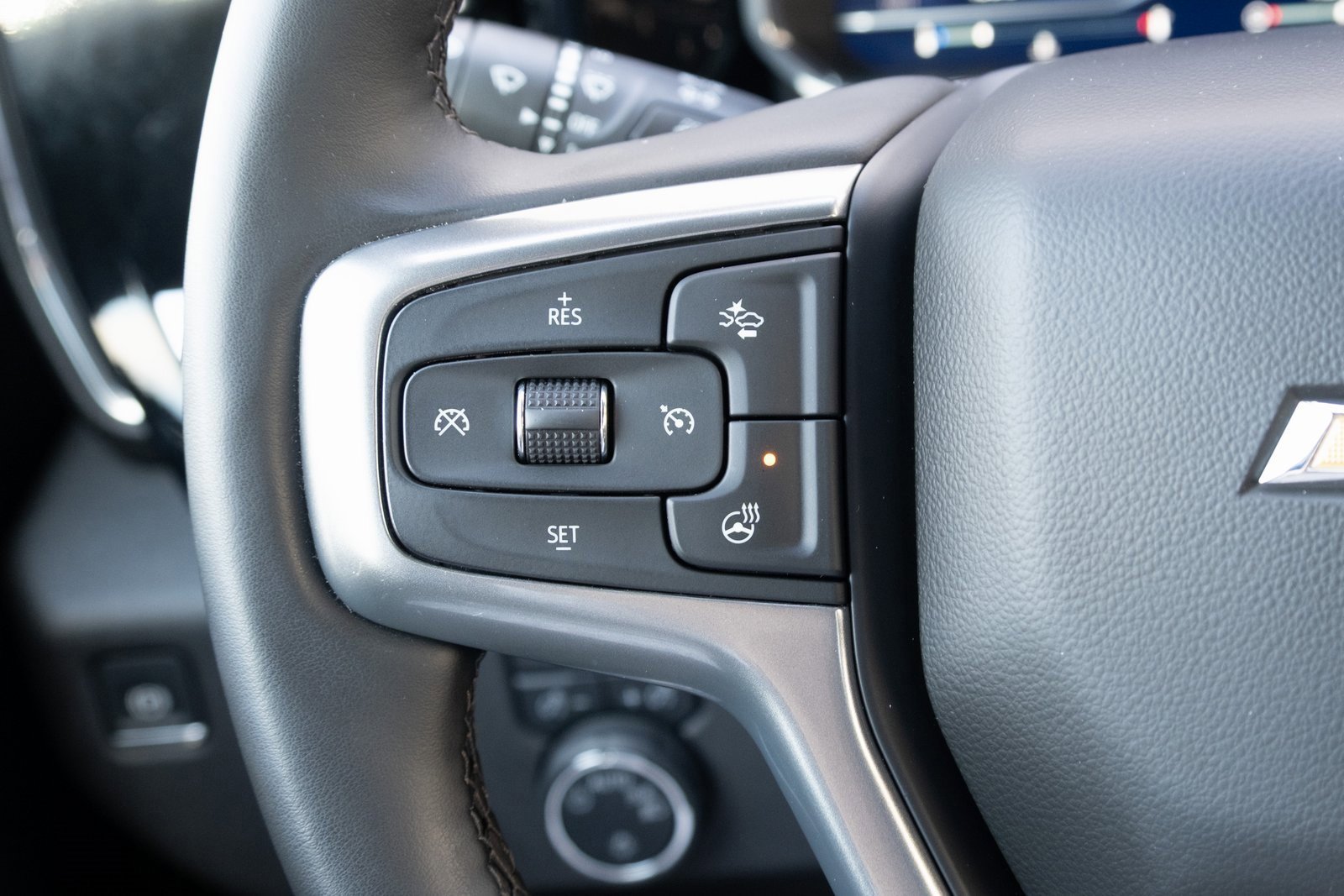 Used 2025 Chevrolet Silverado 1500 LT image 6