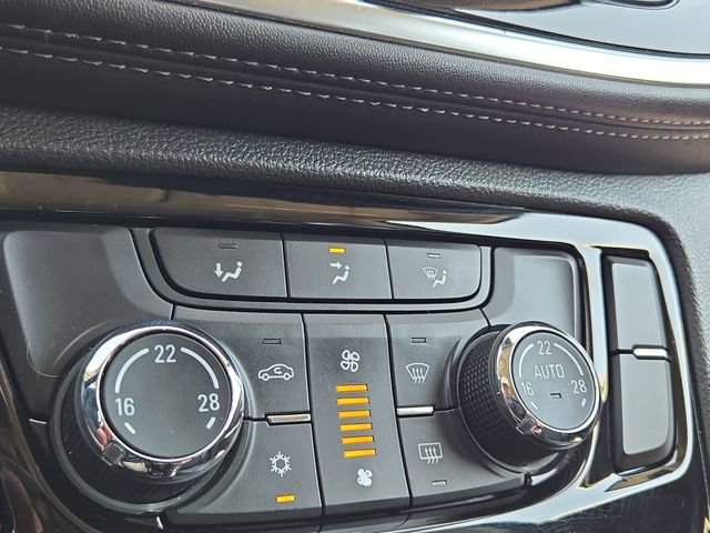 Used 2018 Buick Encore Sport Touring w/ Safety Package FWD image 13