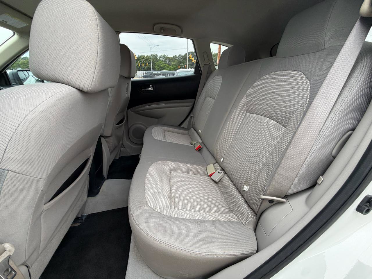 Used 2011 Nissan Rogue SV FWD image 30