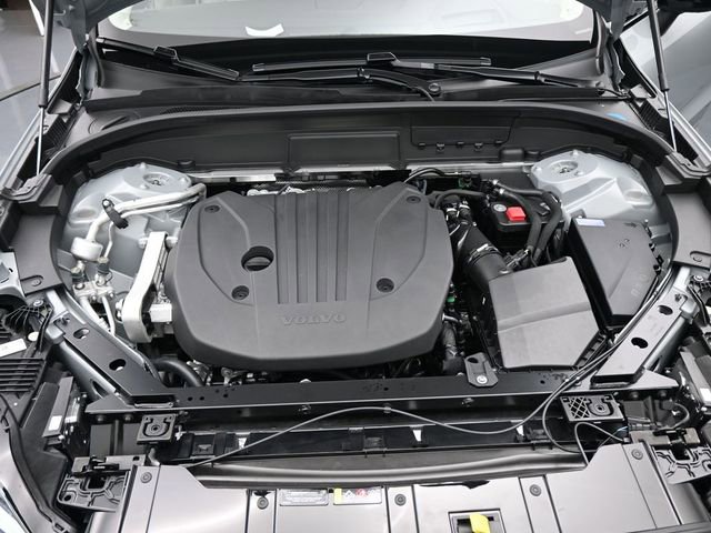 New 2026 Volvo XC60 B5 Ultra w/ Protection Package Premier image 9