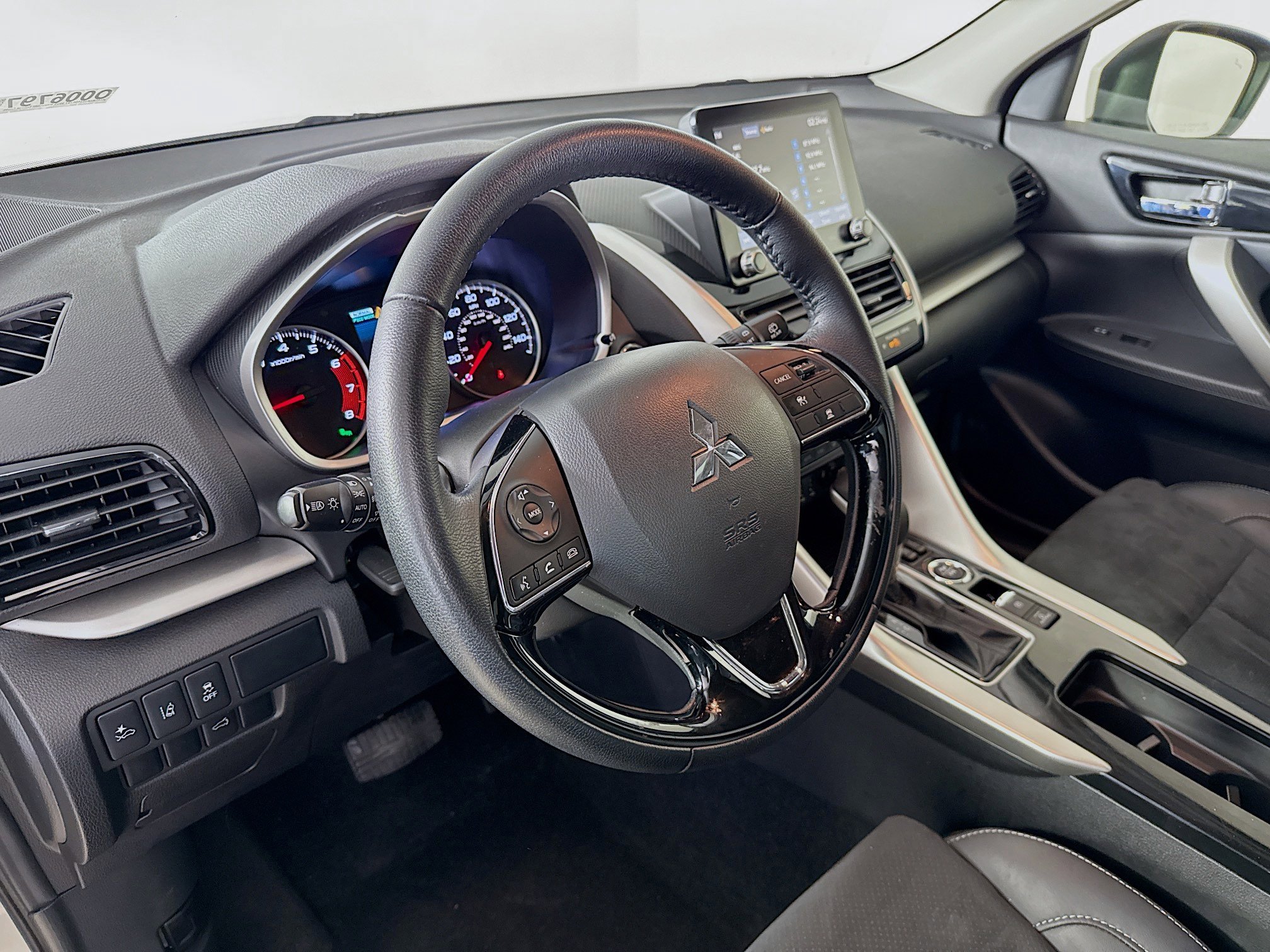 Used 2025 Mitsubishi Eclipse Cross SE image 8