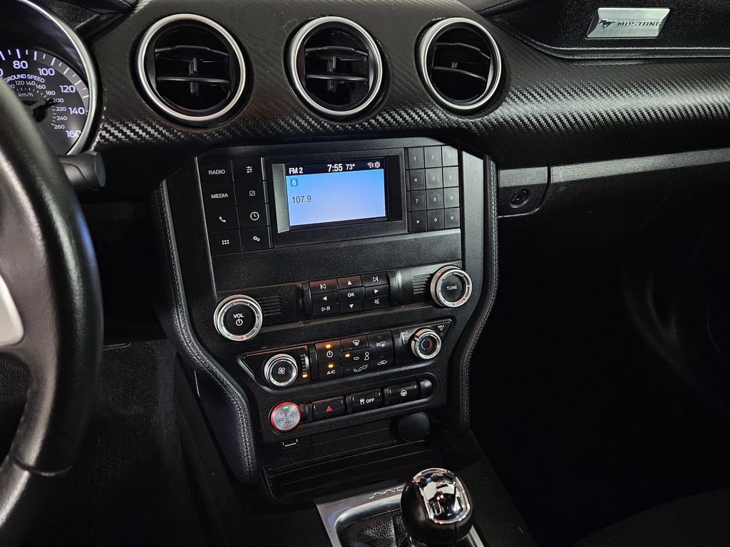 Used 2019 Ford Mustang Coupe image 9