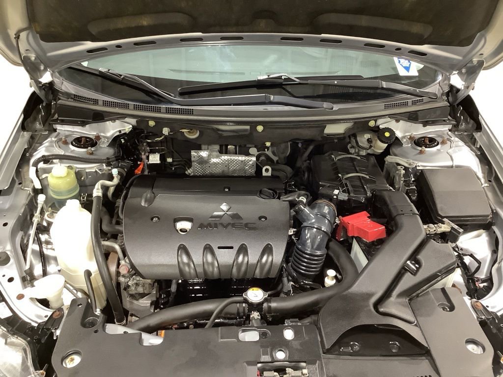 Used 2015 Mitsubishi Lancer SE image 23