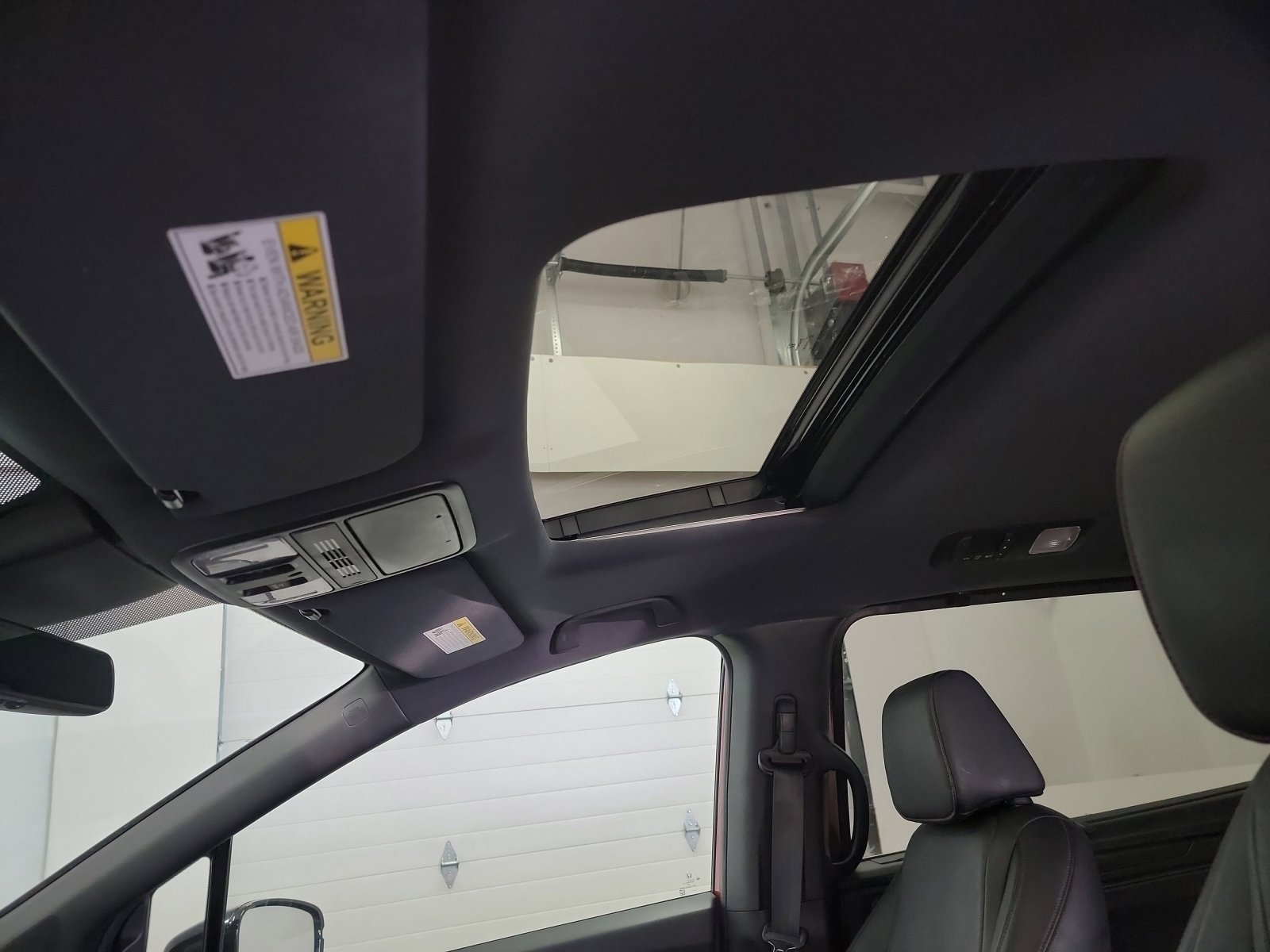 Certified 2023 Honda Odyssey Sport image 24