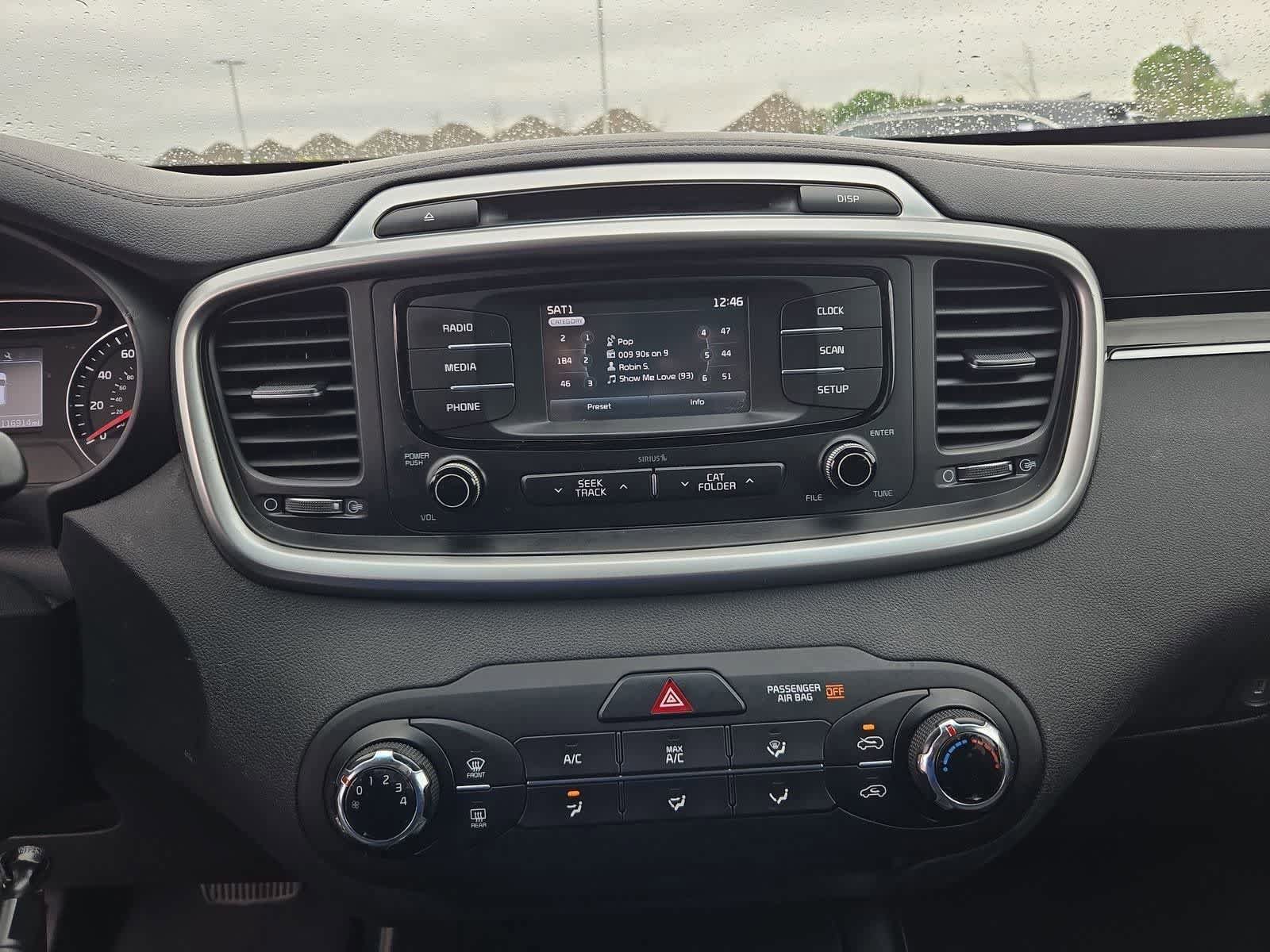 Used 2016 Kia Sorento FWD image 25