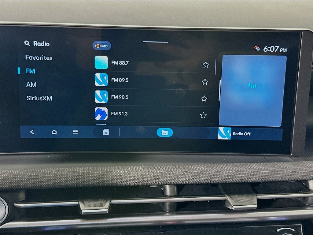 Certified 2025 Hyundai Tucson Limited AWD/4WD image 15