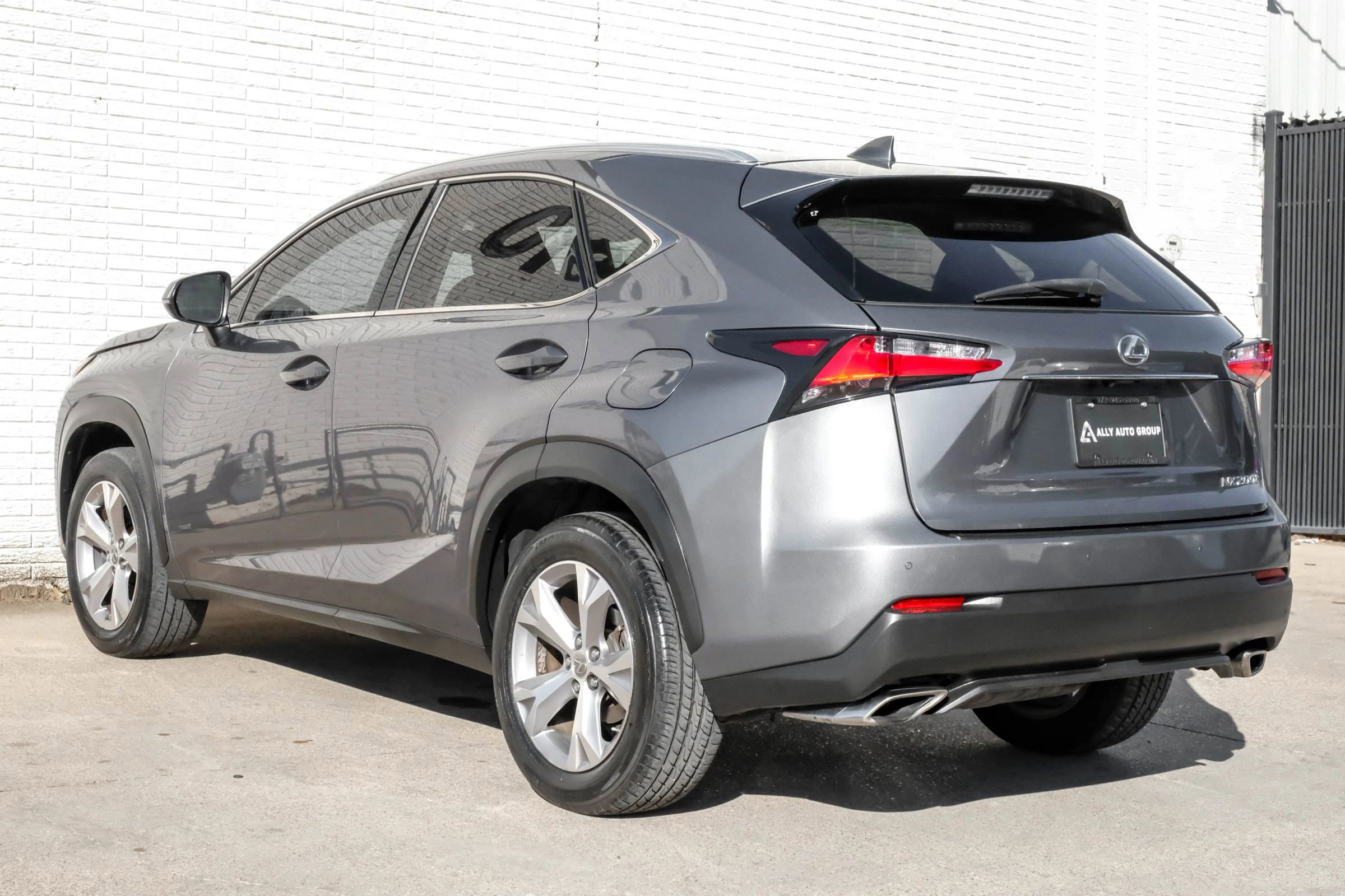 Used 2017 Lexus NX 200t FWD w/ Premium Package image 10