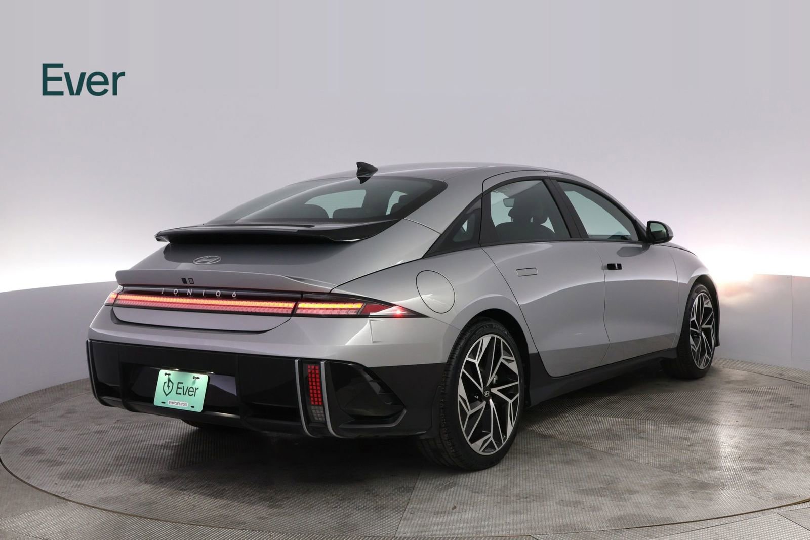 Used 2023 Hyundai Ioniq 6 SEL RWD image 3