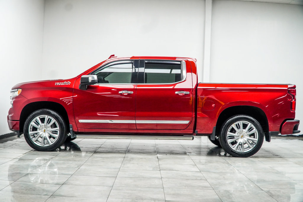 Used 2023 Chevrolet Silverado 1500 High Country w/ Technology Package AWD/4WD image 13