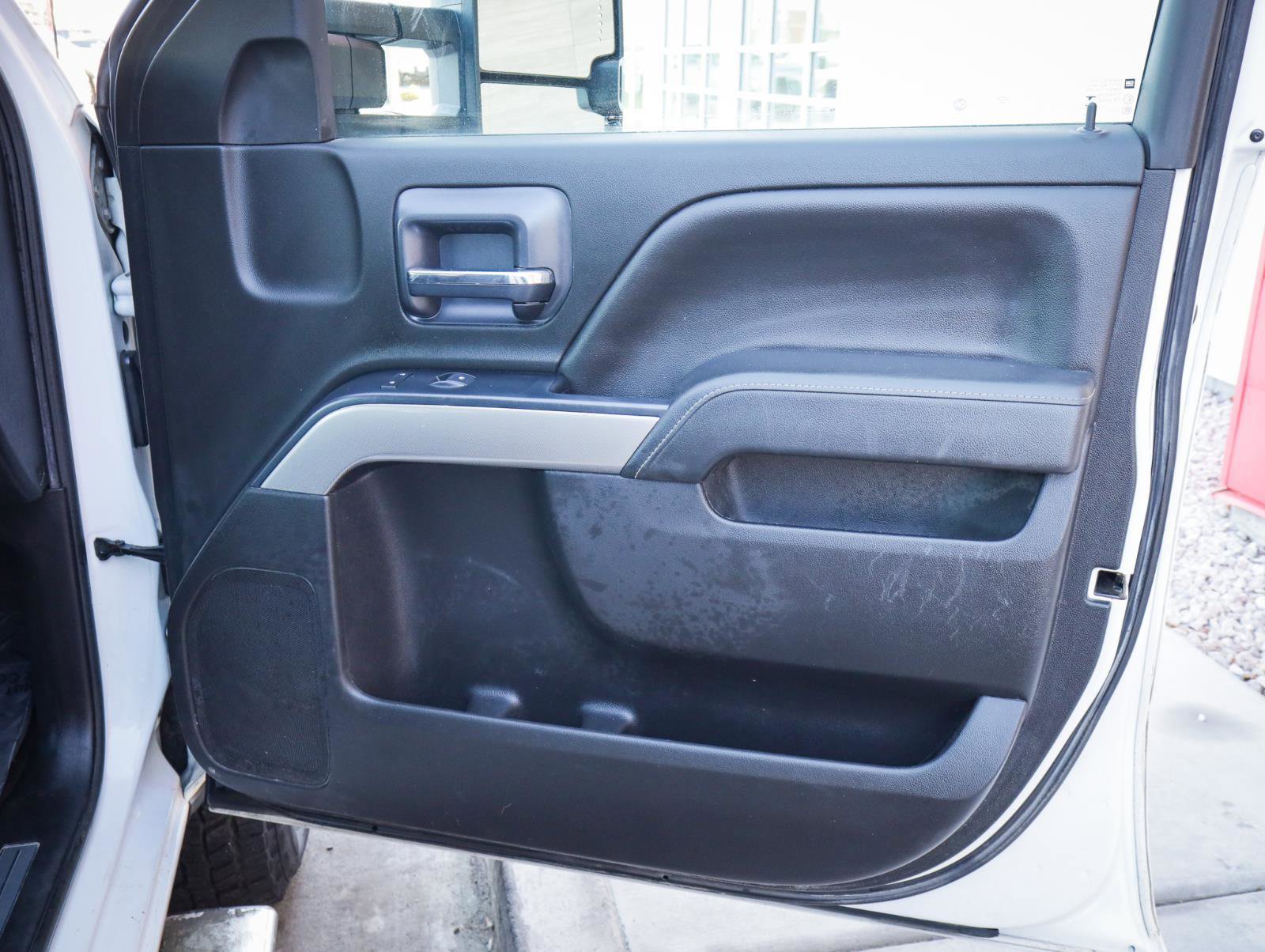 Used 2019 Chevrolet Silverado 3500 LT w/ LT Convenience Package image 25