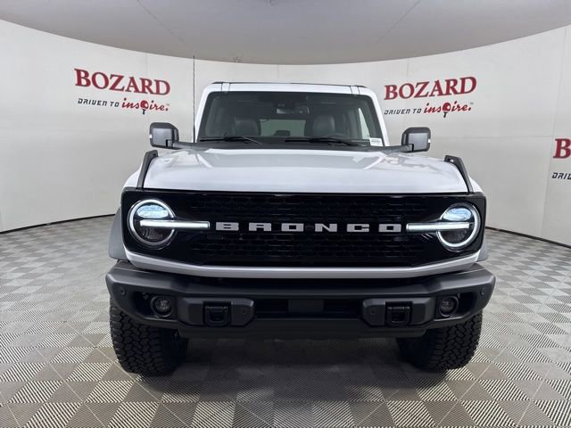 New 2025 Ford Bronco Badlands image 2